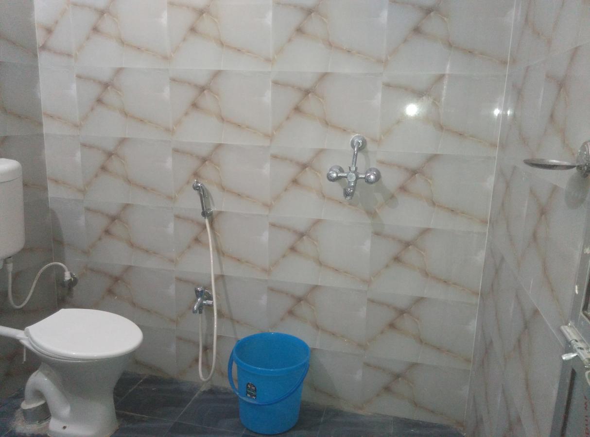 Middle Way Home Stay Бодх-Гая Екстер'єр фото