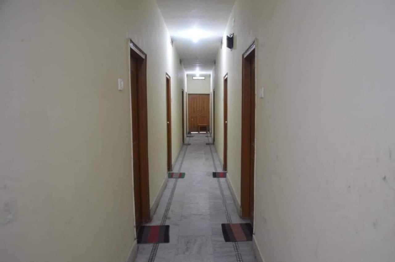 Middle Way Home Stay Бодх-Гая Екстер'єр фото